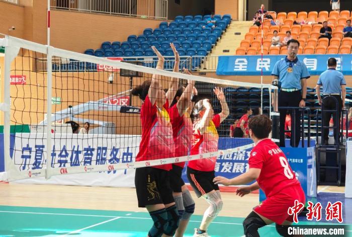 2025全国老年人女子气排球赛在宁夏青铜峡开幕
