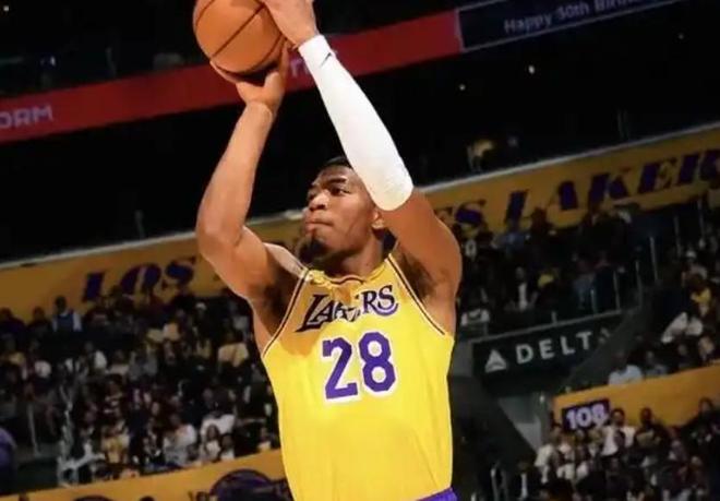 湖人末节绝杀魔术 肯纳德三分定乾坤