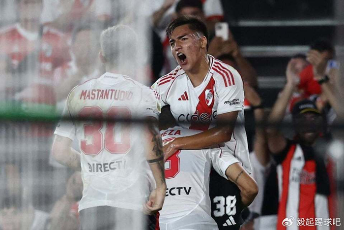 南美天才引热议 欧洲豪门争夺19岁阿根廷边锋