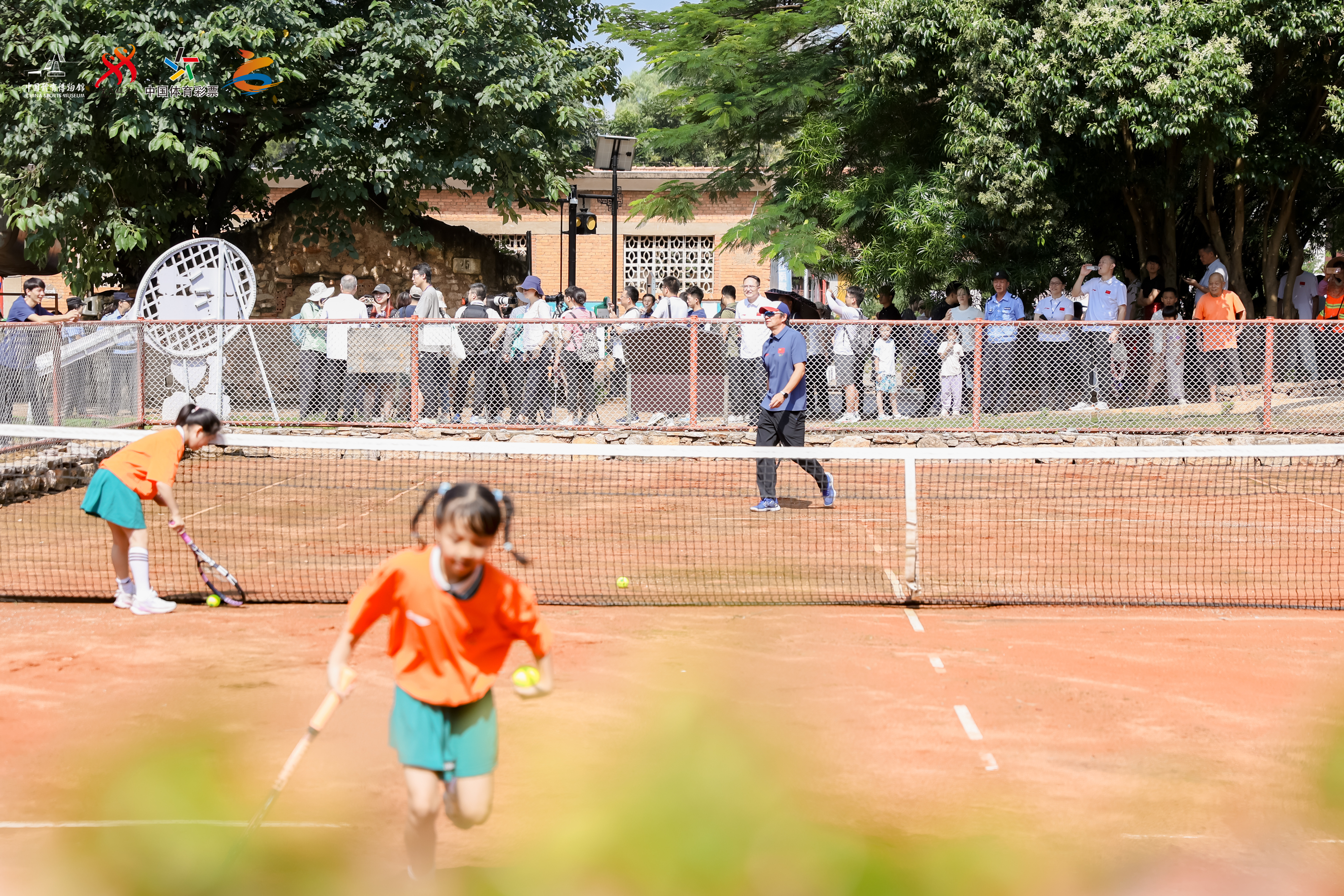 蒙自的第一块红土网球场：从历史记忆到全民健