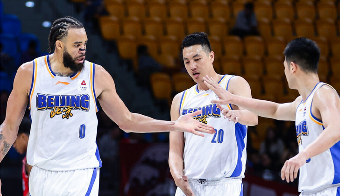 赵睿伤退致北京进攻低迷，浙江大胜终结3连胜